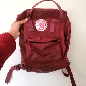 Fjallraven Kanken Ox Red Original Size